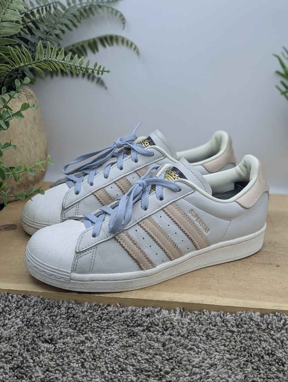 adidas Superstar Leather  Mens/Youth Size 6.5 Running Walking Shoes